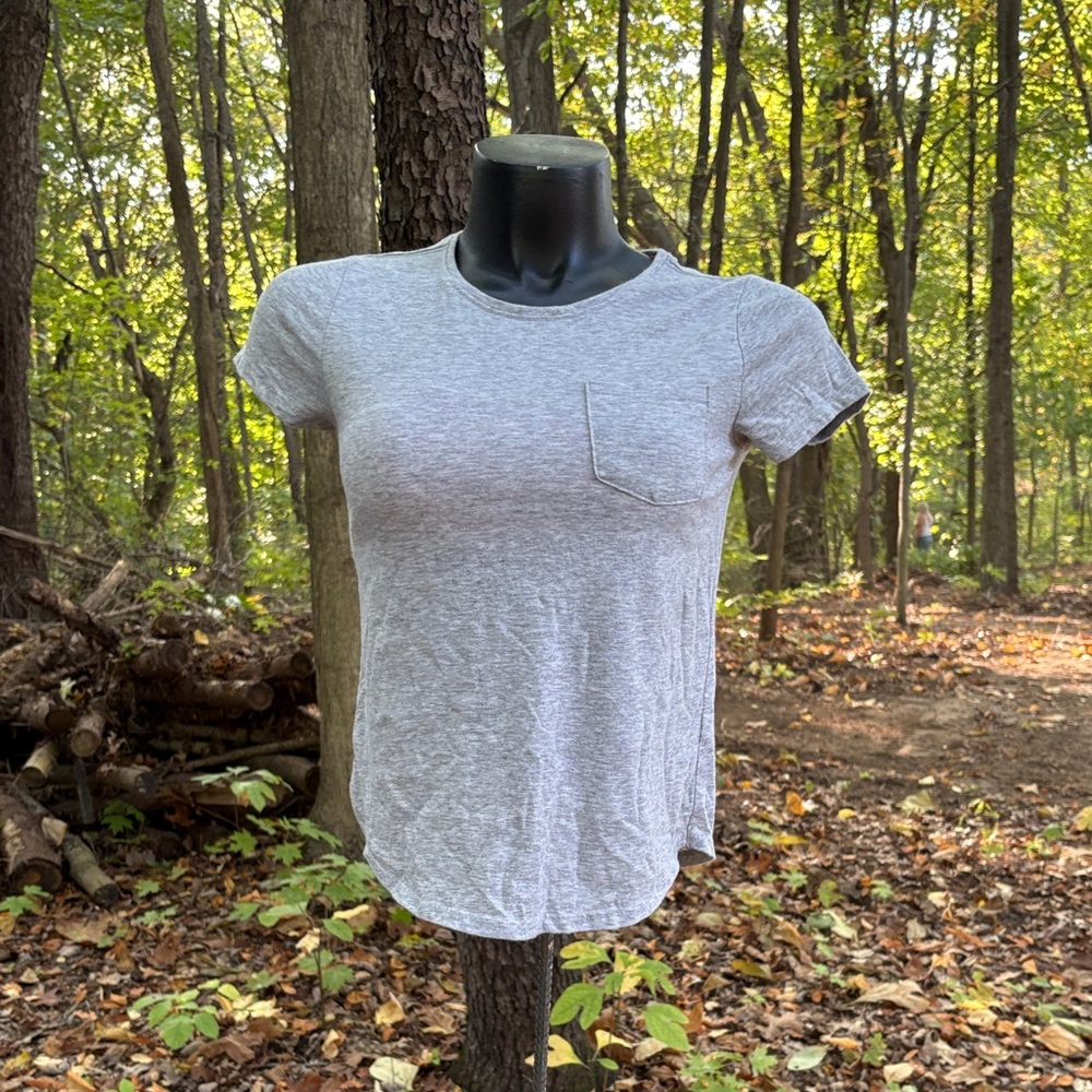SO Light Gray Women's Short Sleeve Tee